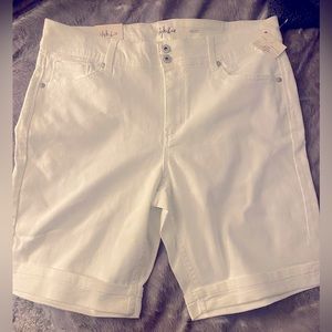 Women’s mid rise shorts size 12